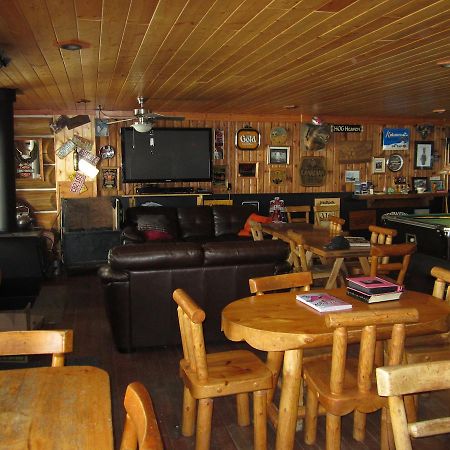 Log Inn & Pub Avola Exteriér fotografie